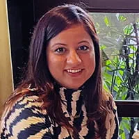 Naiyya Saggi