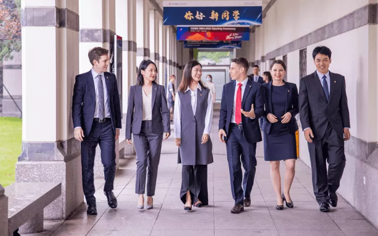 Carolina decided to study her MBA in China at CEIBS CEIBS FB