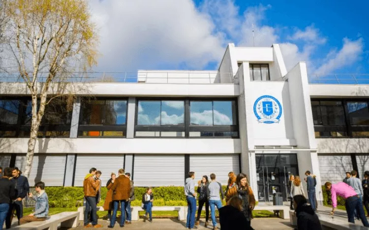 Global MBA programs such as the ESSEC Global MBA have helped alums land their dream jobs ESSEC