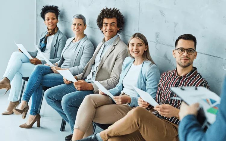 Find out how to write a resume for students at business school PaperkitesiStock