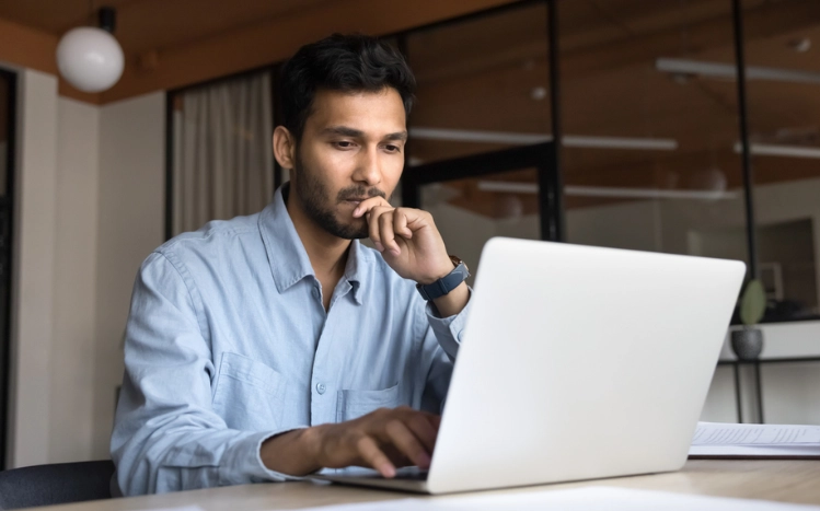 There are many questions to ask yourself when selecting the best business program for you fizkesiStock